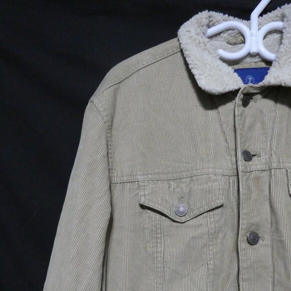 OLD NAVY | large | Button-Up Front Collared Corduroy Jacket | Sherpa Lined | EUC - Picture 3 of 14